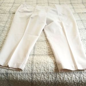 Dalia Collection 22w off white